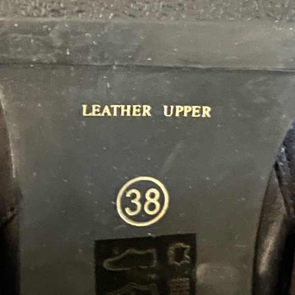 Women’s black boots - Picture 5 of 6